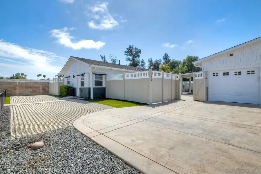 1011 13 Knowles Ave, Carlsbad, CA 92008 - #3