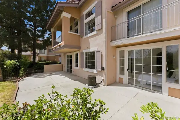 12041 Tivoli Park Row 2, San Diego, CA 92128