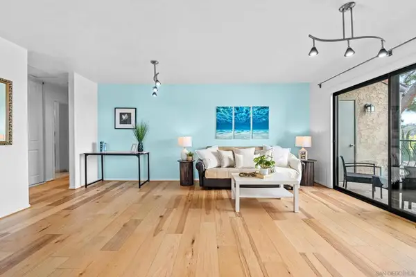 7320 Park Ridge Blvd #216, San Diego, CA 92120