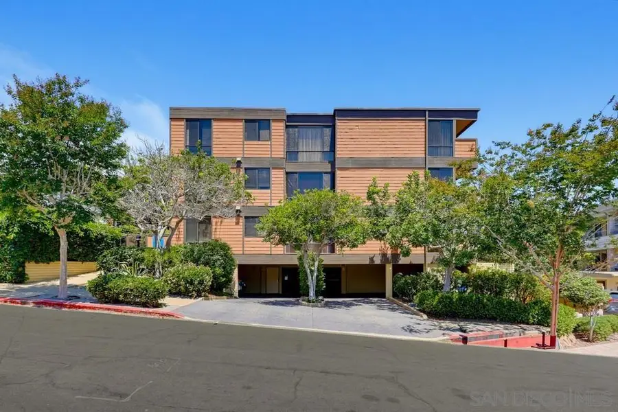 2942 Lawrence St., San Diego, CA 92106 - #3