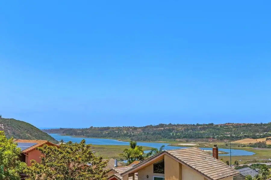 2120 Pintoresco, Carlsbad, CA 92009 - #2