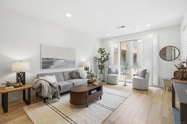 3887 Pell Pl #325, San Diego, CA 92130