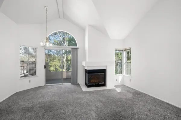 11340 Portobelo #3, San Diego, CA 92124