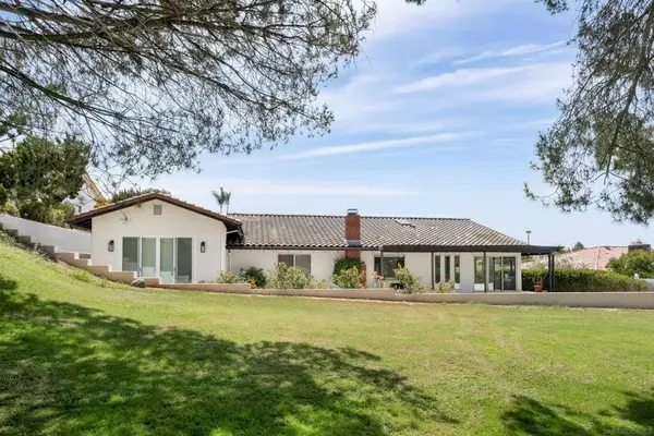17976 Sencillo Lane, San Diego, CA 92128