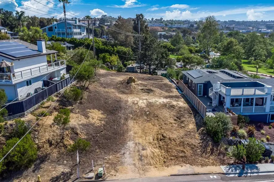 97 N Vulcan Ave, Encinitas, CA 92024 - #2