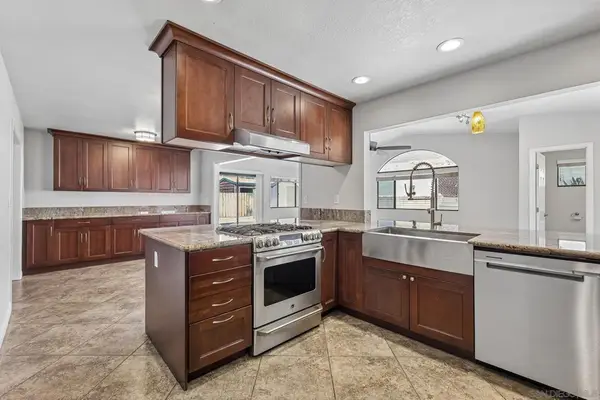 9308 Lake Canyon Rd, Santee, CA 92071