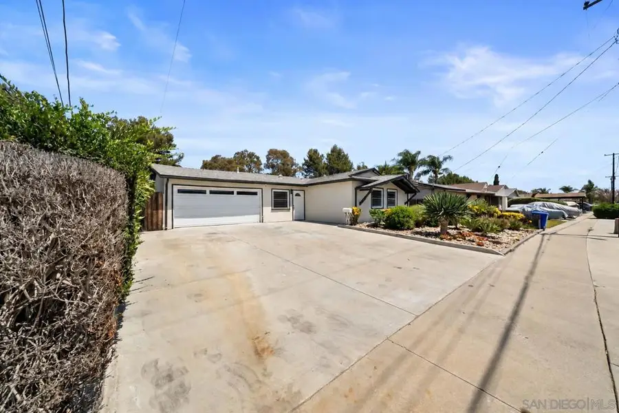 801 Broadview St, Spring Valley, CA 91977 - #3
