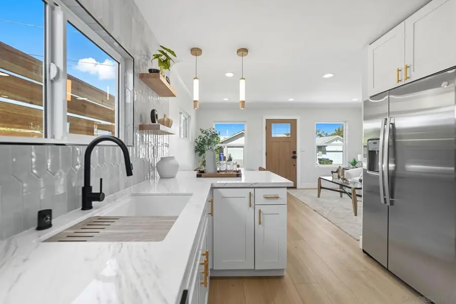 3621 Collier Ave., San Diego, CA 92116 - Image #2