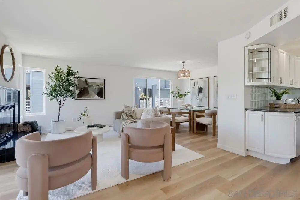 857 America Way, Del Mar, CA 92014 - #1
