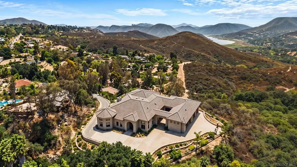 1974 Quail Glen Rd, Escondido, CA 92029 - #1