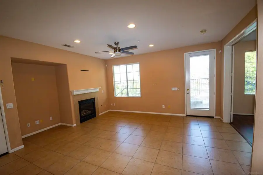 1733 Cripple Creek #4, Chula Vista, CA 91915 - #3