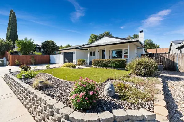 9968 Beck, Santee, CA 92071