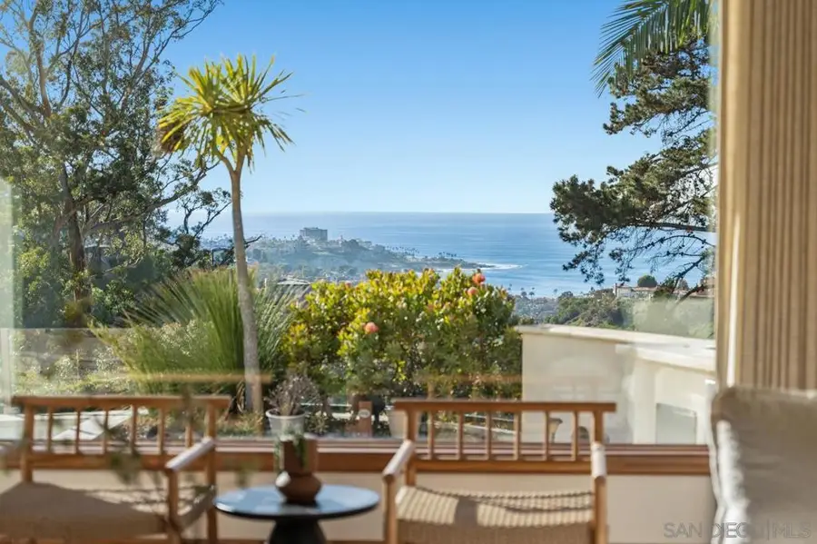 8080 La Jolla Scenic Dr N, La Jolla, CA 92037 - #2