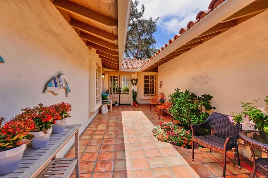 117 Guanajuato Ct, Solana Beach, CA 92075 - #2