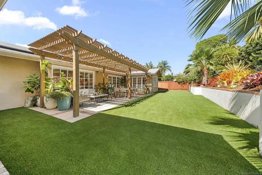 1121 Via Carolina, La Jolla, CA 92037 - #3
