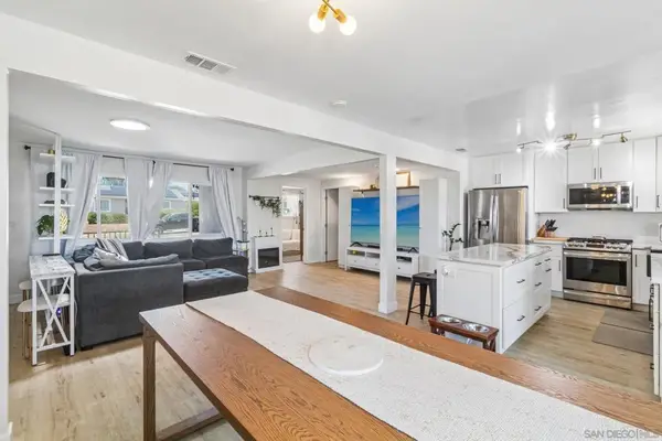 9239 Bellagio Rd, Santee, CA 92071