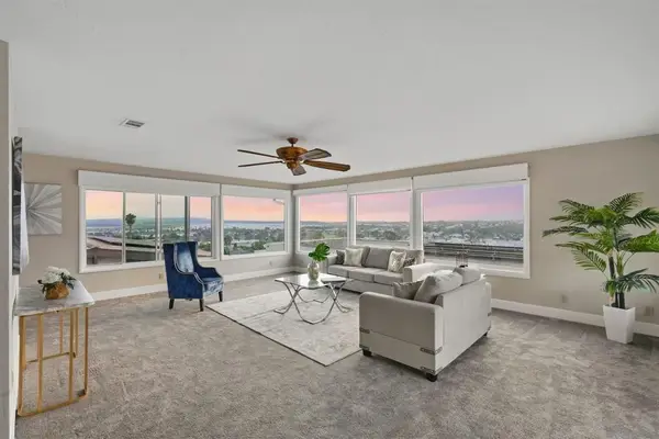 3341 Mount Laurence Dr, San Diego, CA 92117