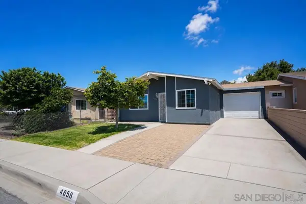 4658 Calle Del Palo, Oceanside, CA 92057