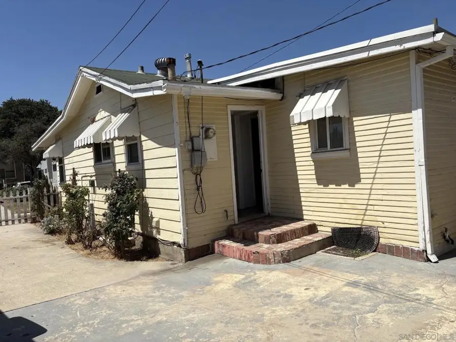 1144 Thompson Ave, Glendale, CA 91201 - #3