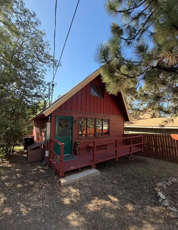 230 Sunset Lane, Sugarloaf, CA 92386