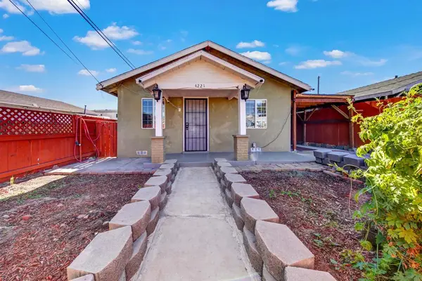 4221 23 Dwight St, San Diego, CA 92105