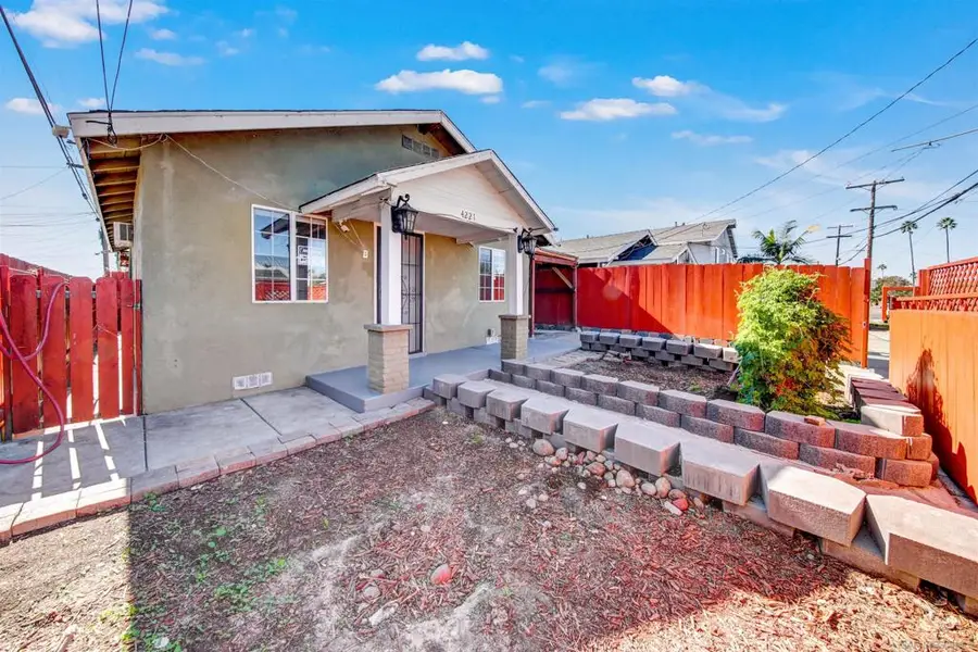 4221 23 Dwight St, San Diego, CA 92105 - #2
