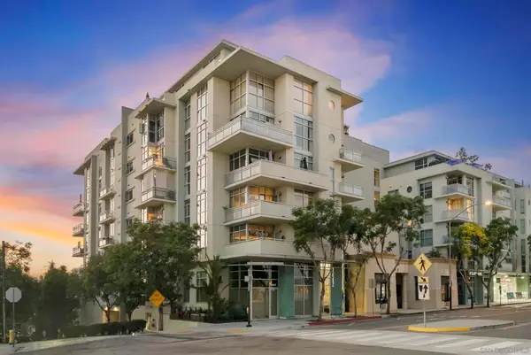 3812 Park Blvd. #208, San Diego, CA 92103