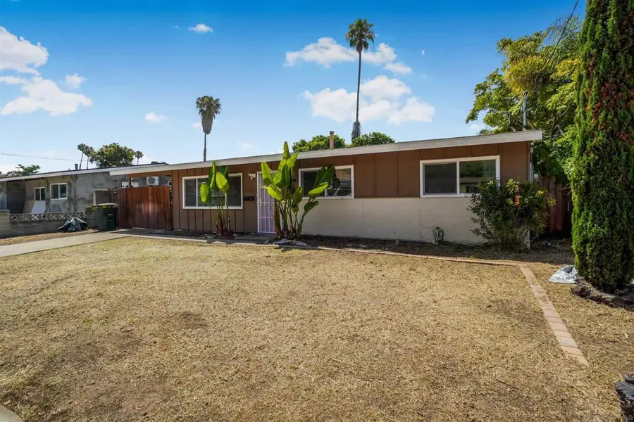 152 E Oxford Street, Chula Vista, CA 91911 - #2