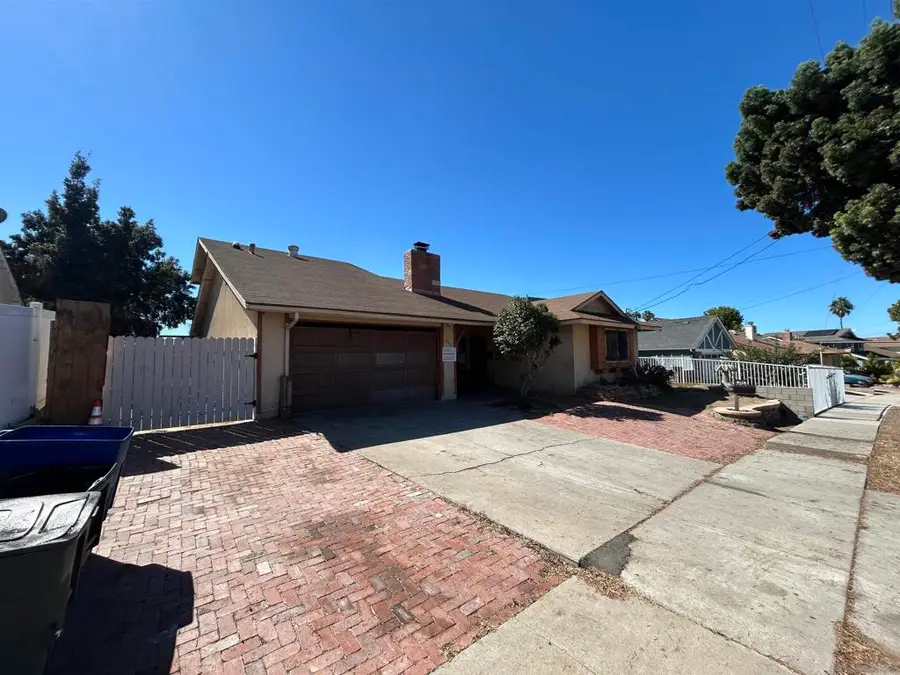 464 E J, Chula Vista, CA 91910 - #2