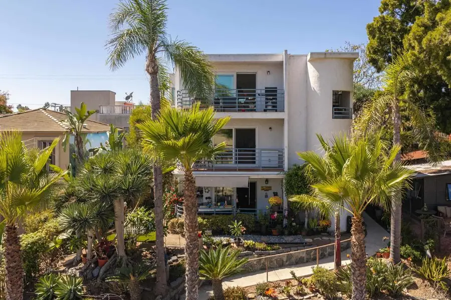 3826 Kendall St #3, San Diego, CA 92109 - #2