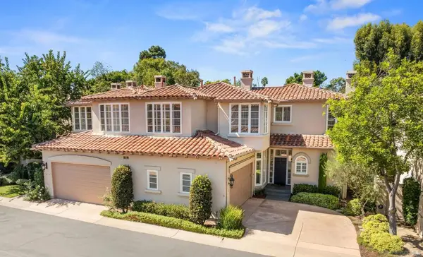 9744 Claiborne Square, La Jolla, CA 92037
