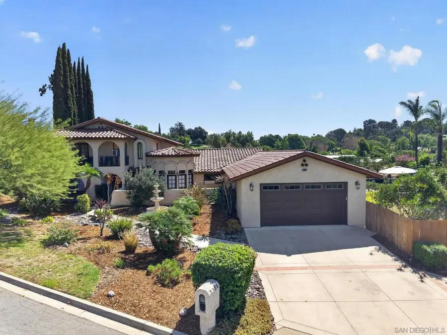 2735 Crownpoint Pl, Escondido, CA 92027 - #3