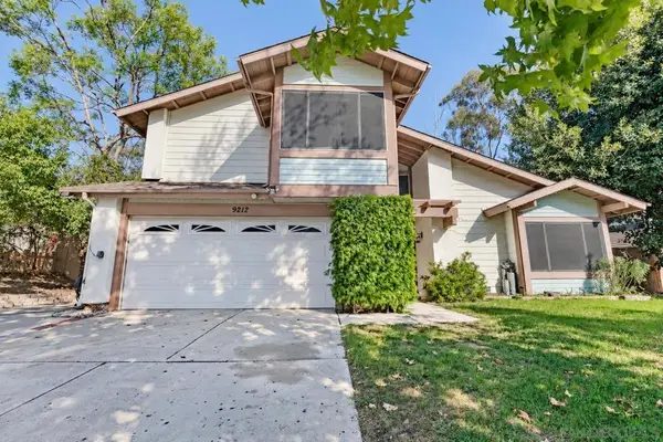 9212 Palomino Ridge Dr, Lakeside, CA 92040