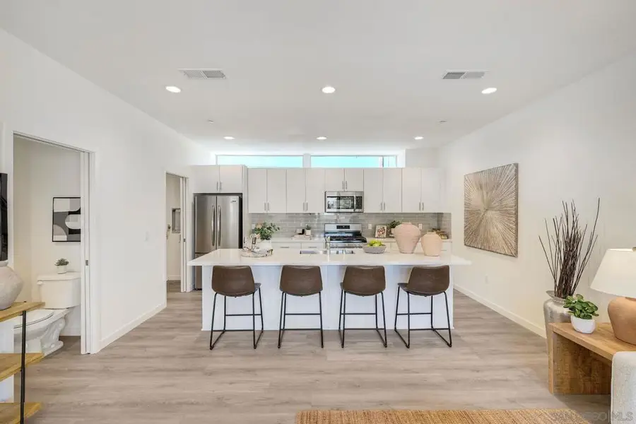2250 Calle Chanate, San Diego, CA 92139 - #2