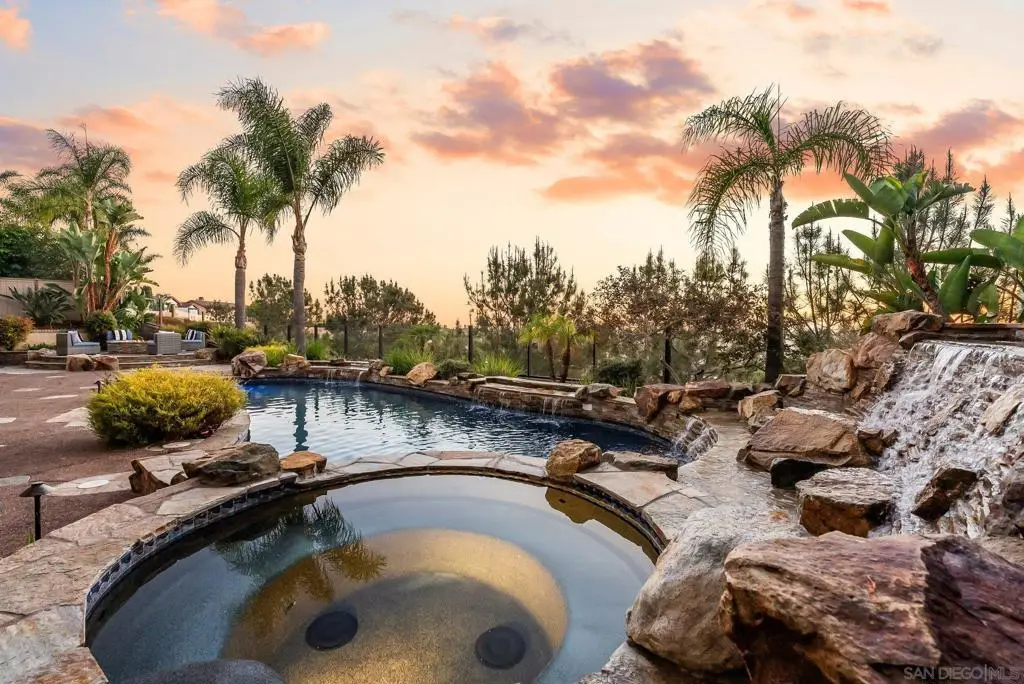 3562 Calle Palmito, Carlsbad, CA 92009 - #1