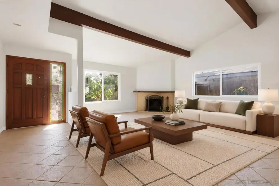 2190 Greenbrier Drive, Oceanside, CA 92054 - #3