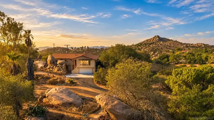 16541 Highland Valley Rd, Ramona, CA 92065 - #2
