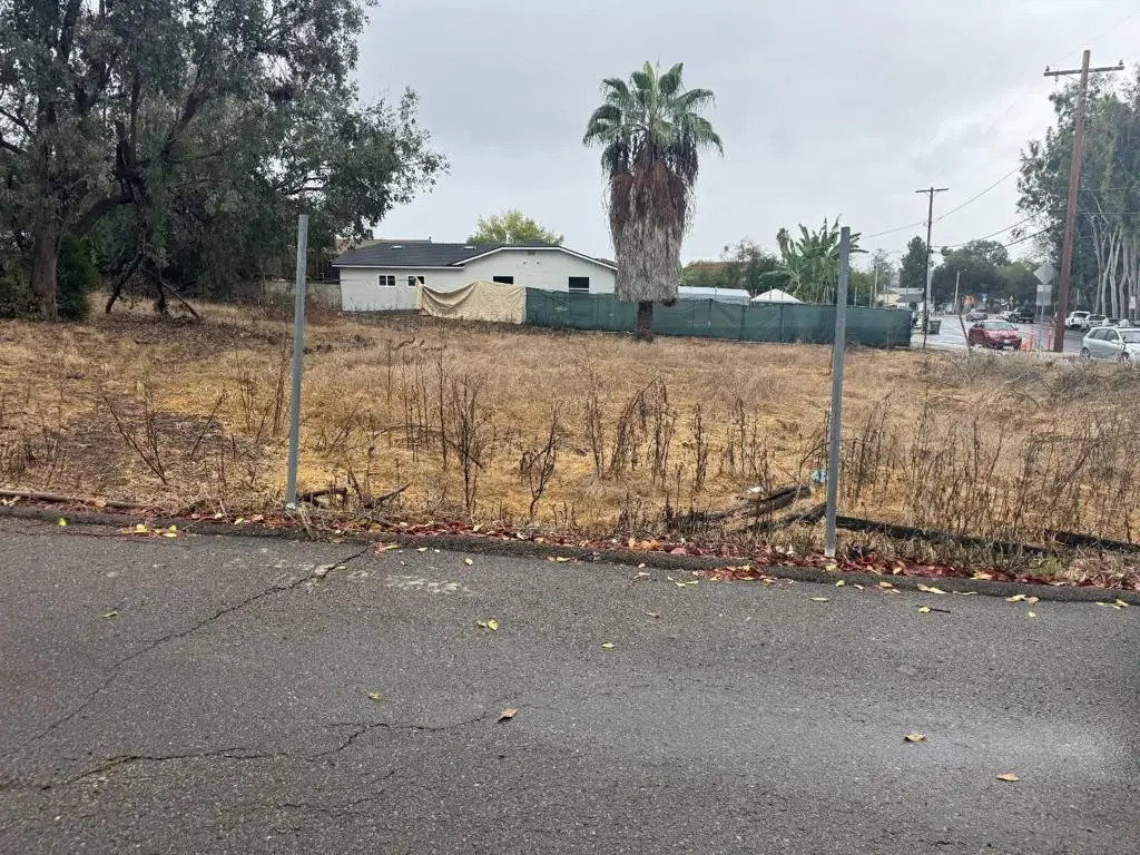 347 W Los Angeles Drive, Vista, CA 92083 - #1