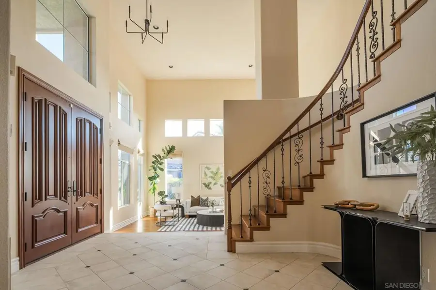 225 Borrego Ct, Oceanside, CA 92057 - #2