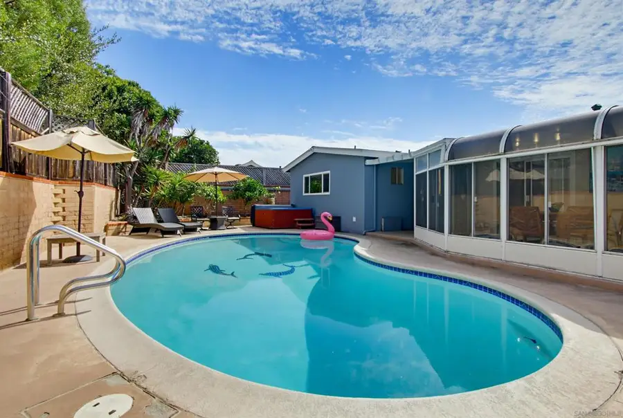 Address Withheld By Seller, San Diego, CA 92109 - #3