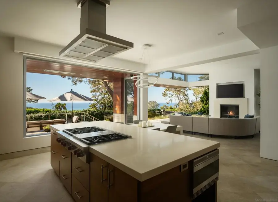 116 Nob Ave, Del Mar, CA 92014 - #2