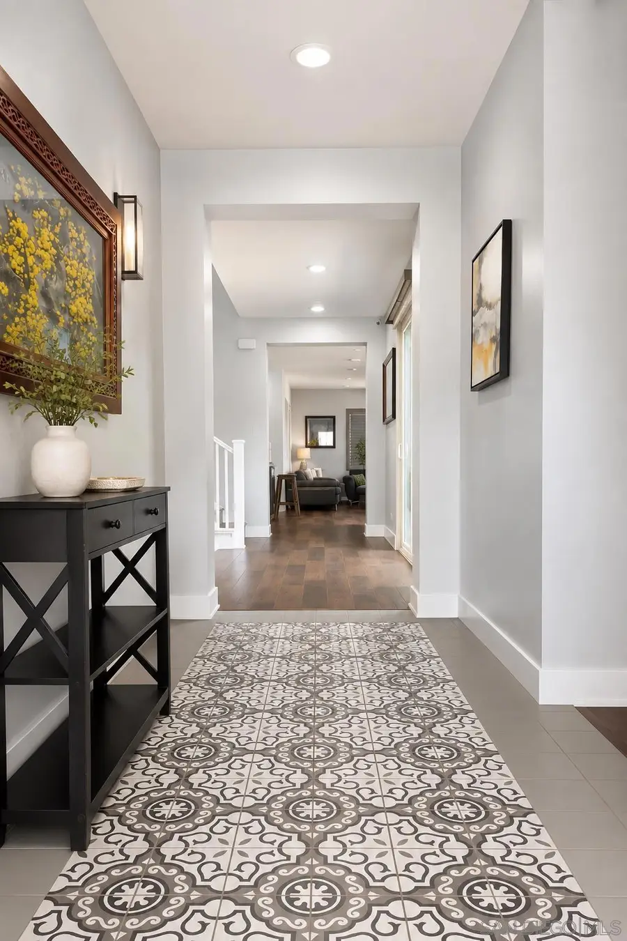 9057 W Bluff Place, Santee, CA 92071 - #2