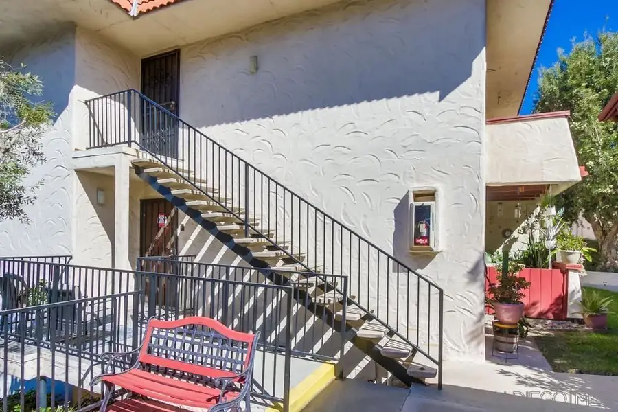 8609 Lake Murray Blvd #7, San Diego, CA 92119 - #3