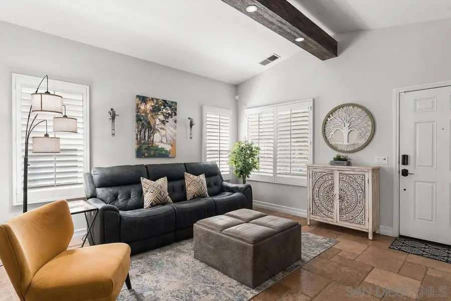 1712 Creekside Lane, Vista, CA 92081 - #2