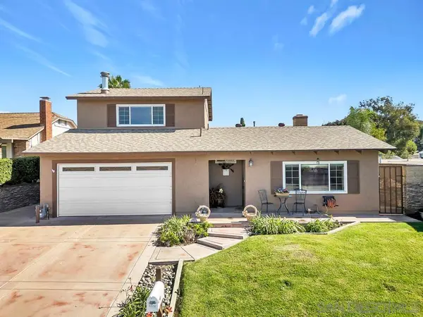 9931 Kincaid St, Santee, CA 92071