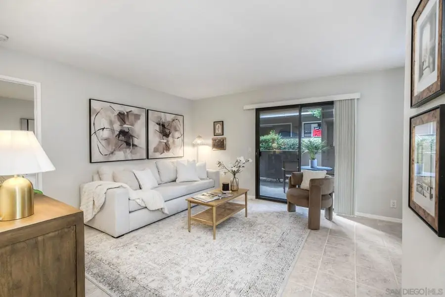 1087 Shadowridge Dr #107, Vista, CA 92081 - Image #3