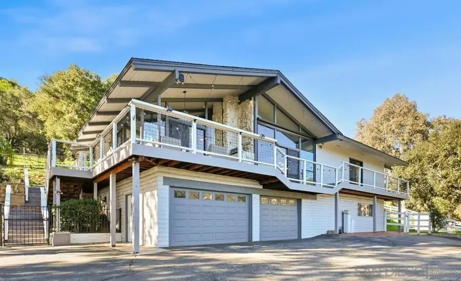 26138 Jesmond Dene Rd, Escondido, CA 92026 - #2