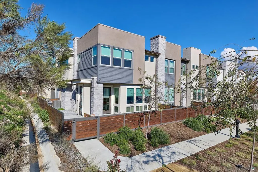 10992 Lotta Ct, San Diego, CA 92126 - Image #1