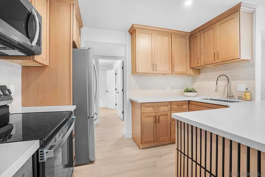 7227 Navajo Rd #103, San Diego, CA 92119 - Image #2