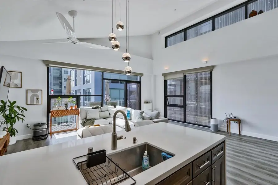 350 11th Ave #922, San Diego, CA 92101 - Image #2